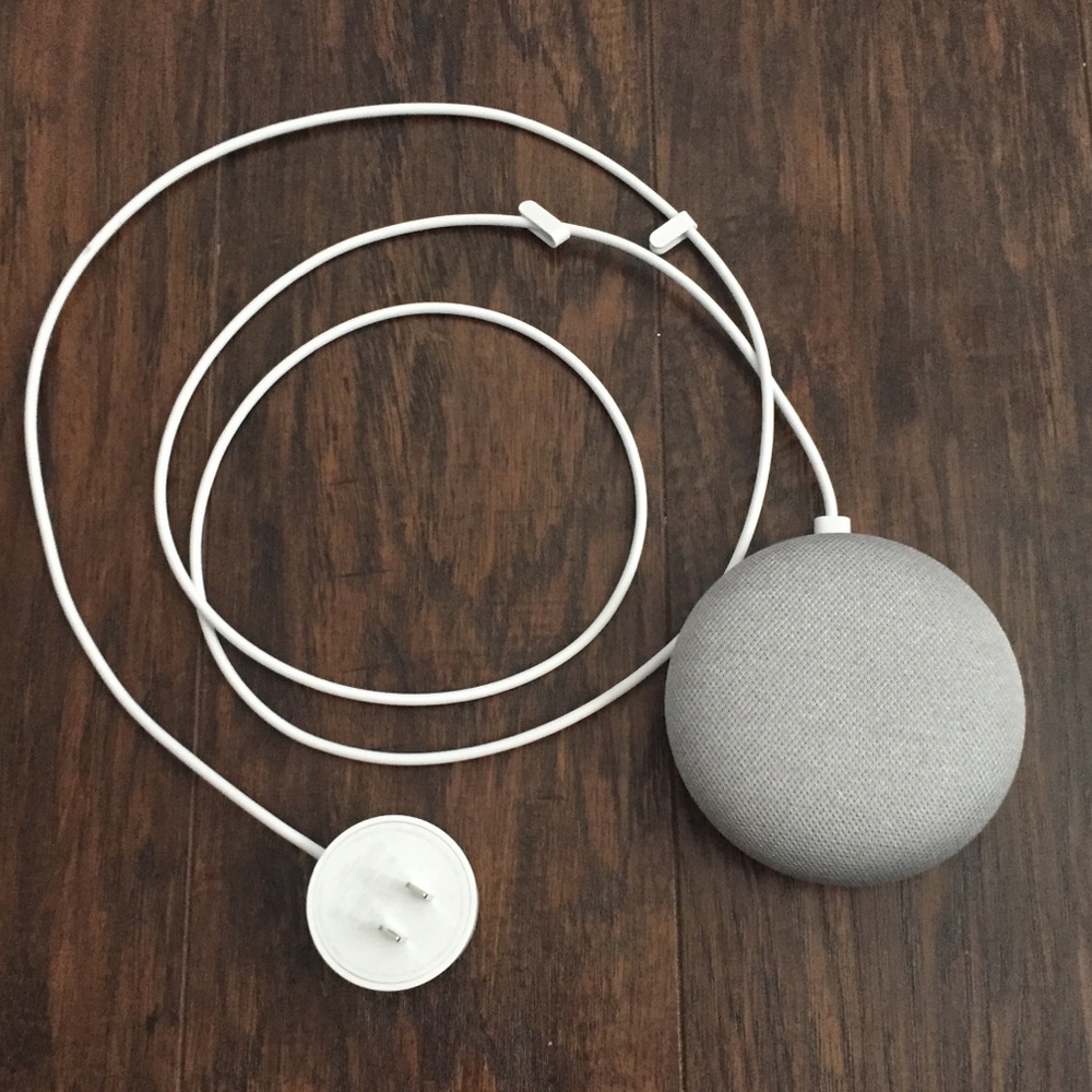 Google Home Mini - Picture 2 of 2
